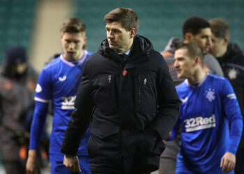 Chris Sutton réagit à la victoire des Rangers sur Anvers