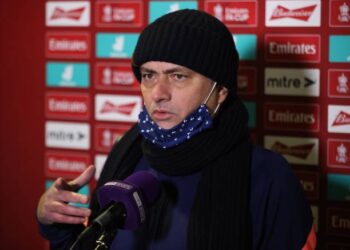 Mourinho a conduit les joueurs à s’ennuyer avant le match de Liverpool – Rapport