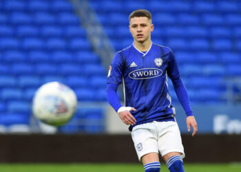 Newcastle garde un œil sur le jeune Kieron Evans de Cardiff City