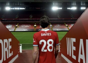 L’attaquant du championnat conseille à Klopp de devenir défenseur