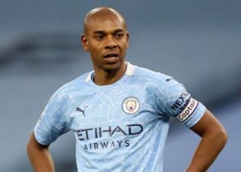 Fernandinho nie s’être vu offrir le rôle d’entraîneur de la ville