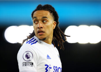 Alan Shearer rend son verdict sur Leeds United après sa défaite contre Aston Villa