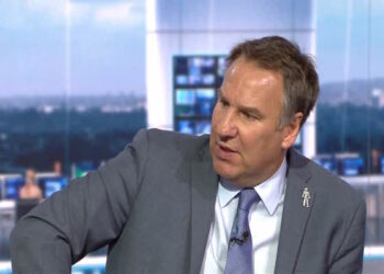 La légende d’Arsenal conseille à Liverpool de finir au-dessus des clubs londoniens cette saison: « Ne me demandez pas pourquoi »