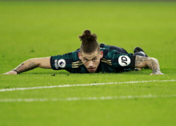 Marcelo Bielsa s’extasie sur le milieu de terrain de Leeds Kalvin Phillips