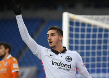 Andre Silva au courant de la spéculation sur les transferts de Manchester United et des Wolves