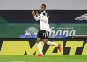 Aston Villa est exhortée à signer un trio si Fulham tombe