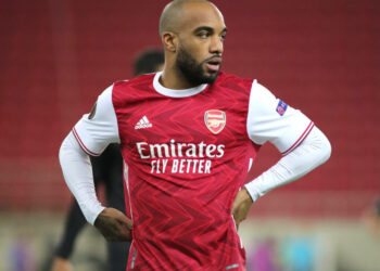 Barcelone a offert une chance de signer l’attaquant d’Arsenal Alexandre Lacazette