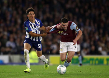 John McGinn espère que la SFA pourra s’accrocher à Steve Clarke au milieu des liens celtiques