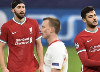Klopp souligne le désir de s’en tenir à un nouveau partenariat avec le défenseur central