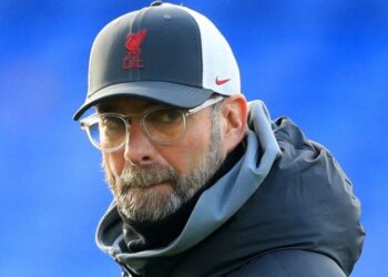 Jurgen Klopp rejette le lien avec l’Allemagne et dit qu’il restera à Liverpool jusqu’en 2024