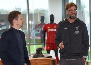 Le journal de Liverpool explique comment la fin de la ligue affectera les transferts