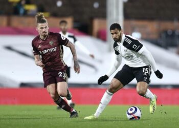 Les fans de Leeds United réagissent à l’affichage de Kalvin Phillips contre Fulham