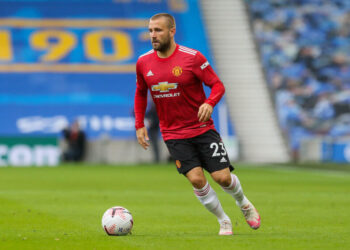 Les fans de Manchester United ravis des appels de l’Angleterre pour Shaw et Lingard