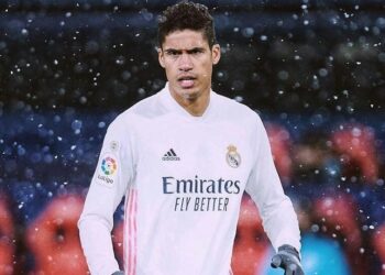Le Real Madrid vendra Varane cet été si les négociations de contrat échouent