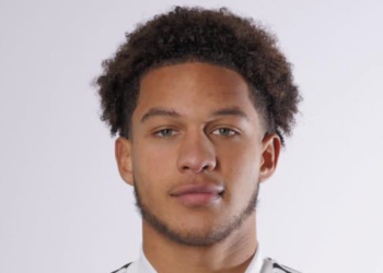 West Ham garde un œil sur Ibane Bowat de Fulham