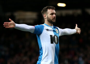 Newcastle aime Adam Armstrong