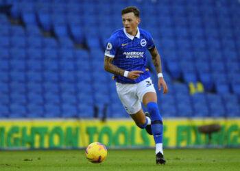 Manchester United ciblera Ben White s’il ne parvient pas à débarquer Jules Kounde