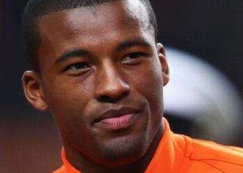 Wijnaldum interpelle un journaliste sur une question sur le racisme et la Coupe du monde au Qatar