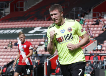 Crystal Palace rejoint Burnley dans la course pour signer John Lundstram