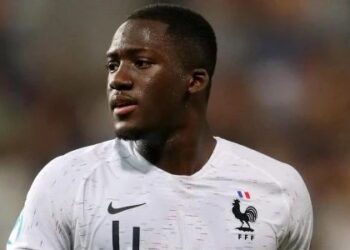 Konate a subi des examens médicaux à Liverpool alors qu’il était en service international