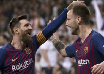 «  J’ai un trophée que vous n’aurez jamais  » – Rakitic en plaisantant avec Messi à propos de la coupe «  Il ne gagnera pas  »
