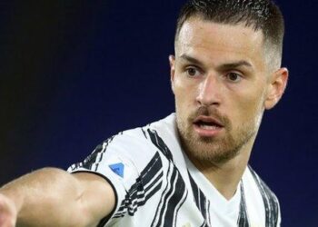 Les médias italiens font exploser la poursuite d’Aaron Ramsey par Liverpool en tant que remplaçant de Wijnaldum