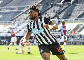 Alan Shearer veut que la star de Newcastle United, Allan Saint-Maximin, soit plus cohérente
