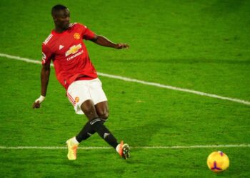 Eric Bailly prêt à rejeter le nouveau contrat de Manchester United