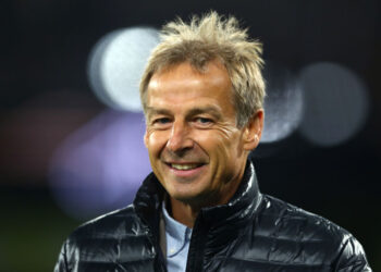 Klinsmann est prêt à devenir manager de Tottenham après le licenciement de Mourinho
