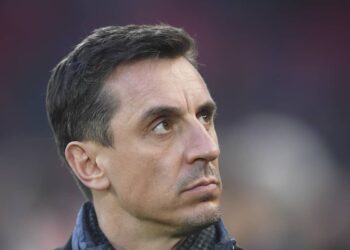Gary Neville fait exploser Ed Woodward et la famille Glazer dans un discours remarquable