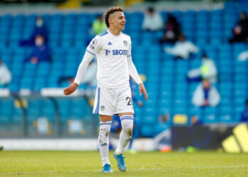 L’ancien milieu de terrain de Leeds United affirme que la signature du record «  n’a pas fonctionné  »