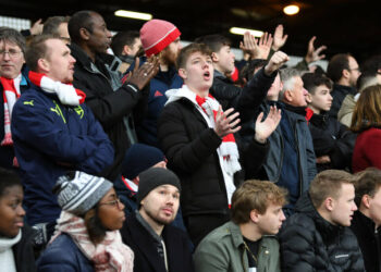 Les supporters d’Arsenal et de Manchester United mènent l’opposition à la proposition de la Ligue des champions