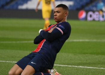 Kylian Mbappe laisse entendre qu’il doit quitter la France en raison de l’examen minutieux des médias