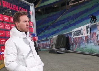 Le manager réagit aux nouvelles Le demi-centre de 6’4 est sur le point de rejoindre Liverpool