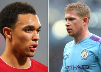Un article viral fait un gros argument en faveur du changement de Trent Alexander-Arnold – citant les erreurs défensives de Kevin de Bruyne comme preuve