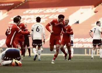 (Photo) Trent réagit aux critiques après avoir remporté le vainqueur du LFC