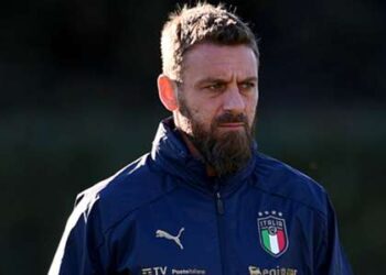 L’assistant italien De Rossi hospitalisé avec Covid-19