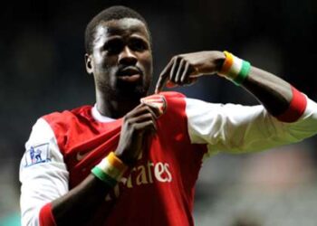 Eboué, ancien as d’Arsenal et de Côte d’Ivoire, révèle une propriété du Ghana en réponse à l’étiquette de pauvreté