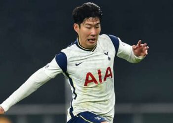 «  Nous sommes avec vous, Sonny  » – Tottenham condamne les abus raciaux d’une star sud-coréenne