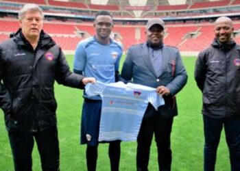 Luyolo Nomandela: l’ex-star de Mamelodi Sundowns devient la première recrue d’Eymael à Chippa United
