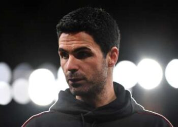 Arteta «  sous le choc  » et appelle Arsenal à montrer de «  grosses balles  » après la défaite de Liverpool