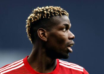 Mino Raiola exigera une énorme augmentation de Paul Pogba de Man United