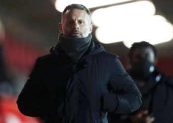 Le patron du Pays de Galles et la légende de Man Utd, Giggs, plaide non coupable d’une accusation d’agression
