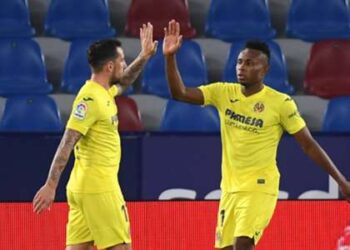 Les sacs de Chukwueze assistent alors que Villarreal se rend en tête de la défaite contre Barcelone