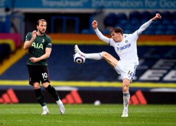 Diego Llorente publie un message sur Instagram après la victoire de Leeds contre Tottenham