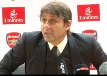 Antonio Conte choque la sortie de l’Inter Milan alors que sa dette est révélée