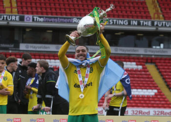 Aston Villa a regardé la star de Norwich City, Emiliano Buendia, avant un éventuel déménagement estival