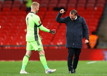 Brendan Rodgers fait l’éloge de Kasper Schmeichel alors que Leicester City remporte la FA Cup