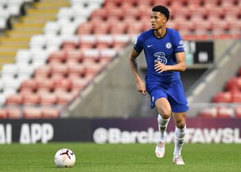 Tuchel regarde Xavier Mbuyamba impressionne pour les U23 de Chelsea