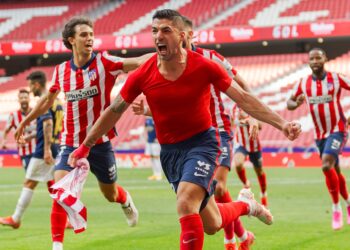 Suarez est à nouveau le créateur de la différence alors que l’Atletico remporte le titre de la Liga